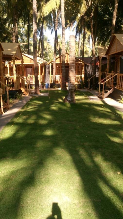 Clara'S Huts Hotel Палолем Стая снимка